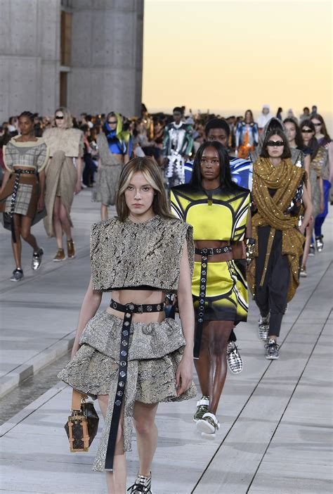 Louis Vuitton to host Cruise catwalk in New York at JFK – real 